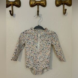 Little Planet by Carter's Ditsy Floral Rashguard Swimsuit 6 Months